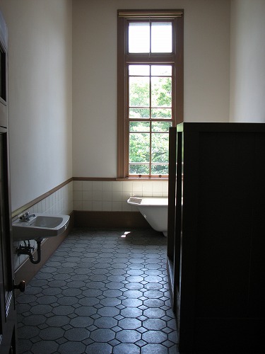 旧福岡県公会堂貴賓館21