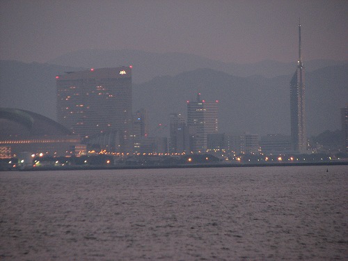 博多港10