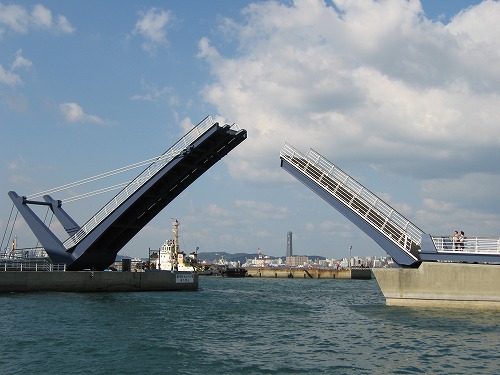 跳ね橋23