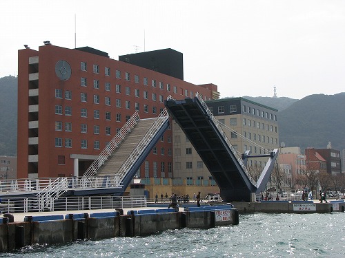 跳ね橋17