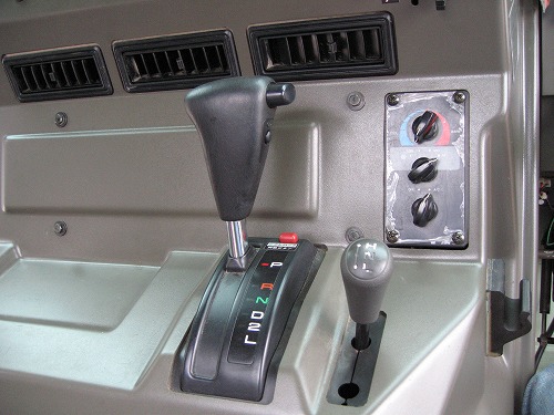 軽装甲機動車6