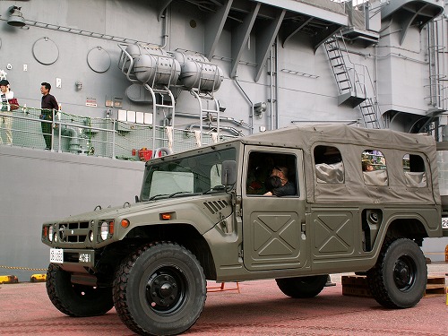 軽装甲機動車23