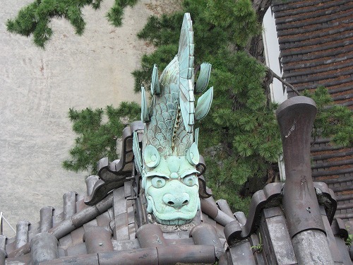 鯱10