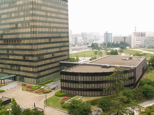 北九州市役所本庁舎1