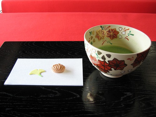 呈茶3