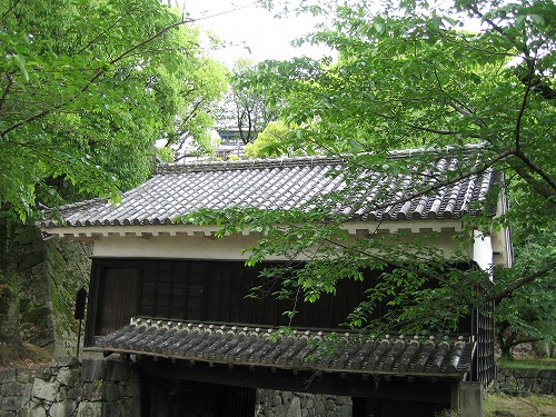 不開門11