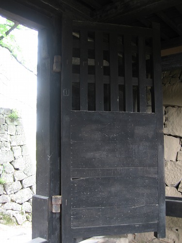 不開門13