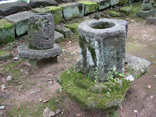 石塔7