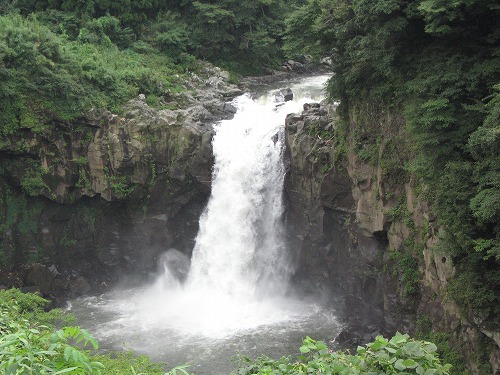 鮎返りの滝3