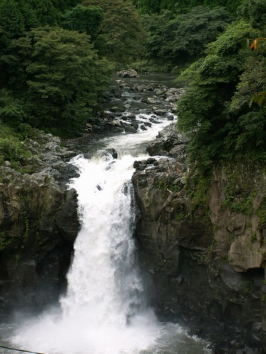 鮎返りの滝12