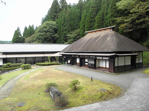 坂本善三美術館1