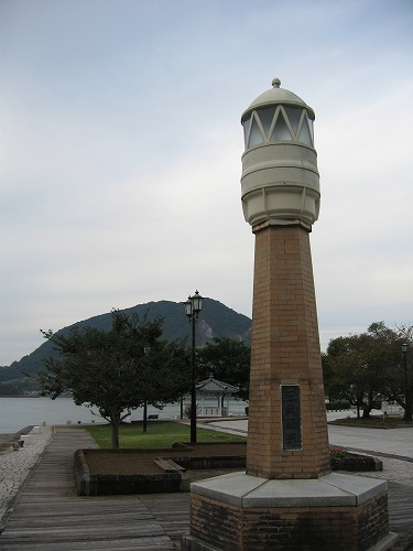 三角港19