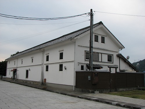 三角築港記念館6