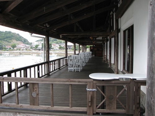 三角築港記念館11