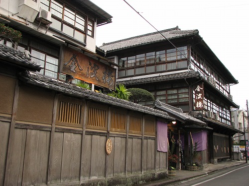 金波楼1