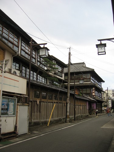 金波楼13