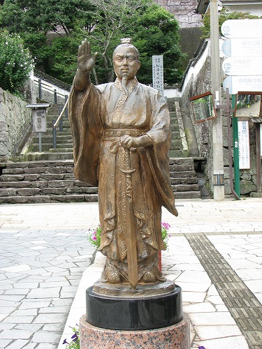 銅像1