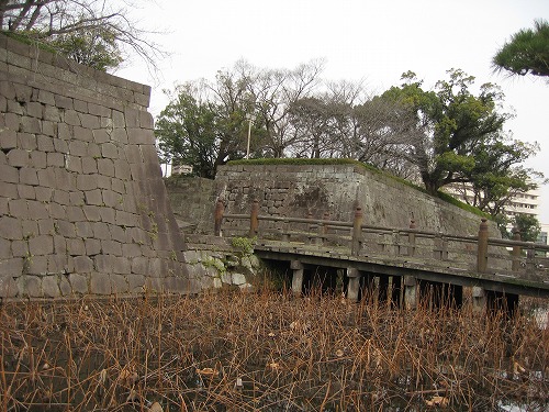 鶴丸城址3