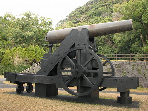 150ポンド砲3