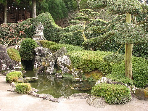 森重堅庭園5