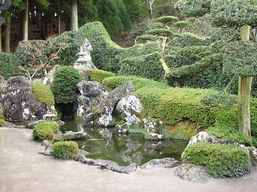 森重堅庭園7