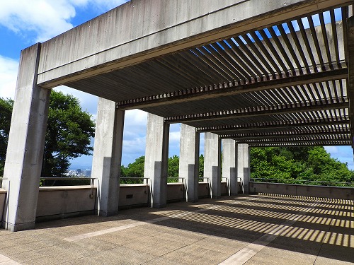 大分市美術館2