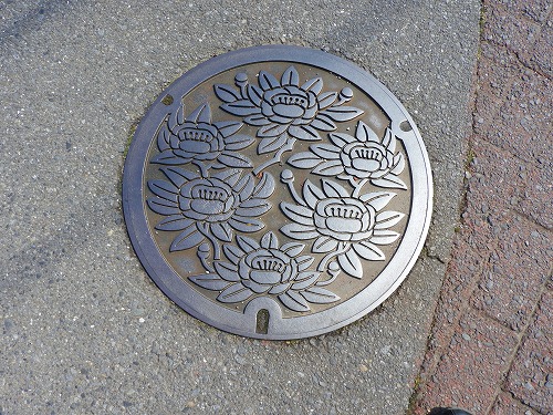 大分市のマンホールの蓋4