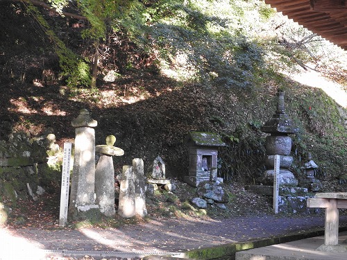 富貴寺石塔12