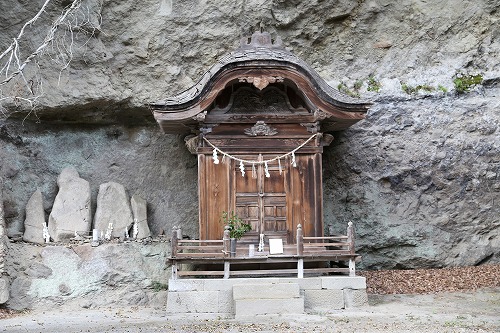 六所神社