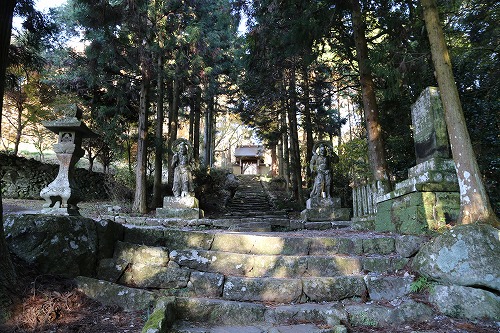 両子寺仁王門23