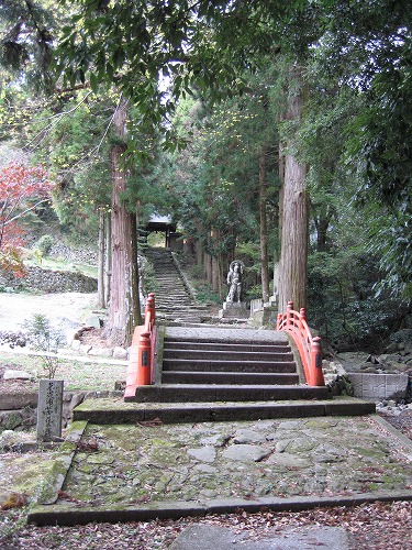両子寺仁王門20