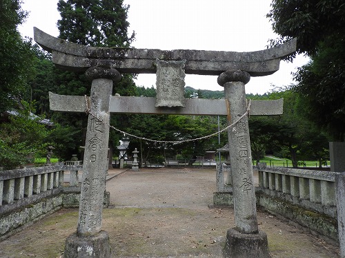 楽庭八幡社1
