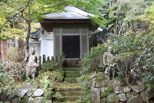長安寺仁王像2
