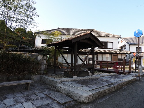 天満橋と井戸9