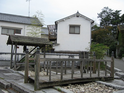 天満橋と井戸10