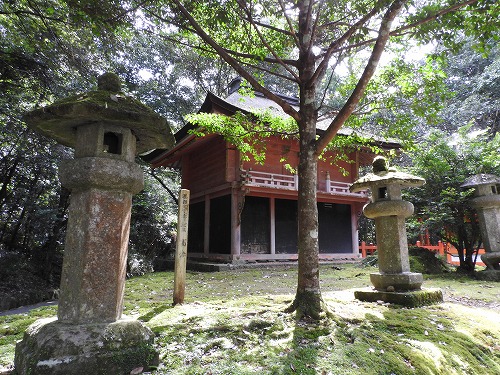 高倉