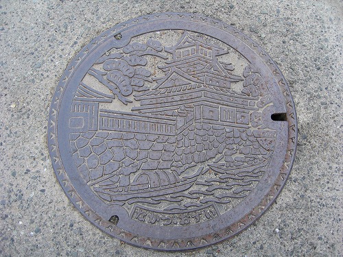 中津のマンホールの蓋7
