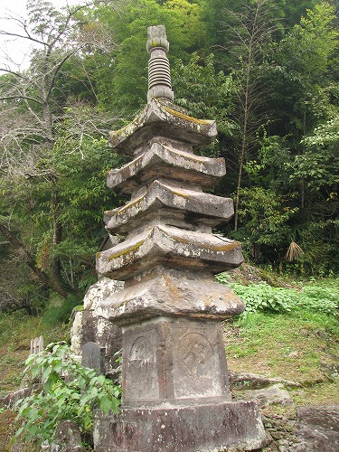 宝篋印塔4
