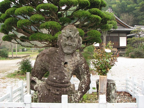 満月寺仁王像3