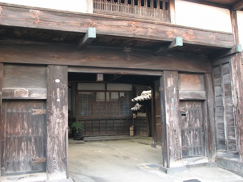 稲葉家長屋門2