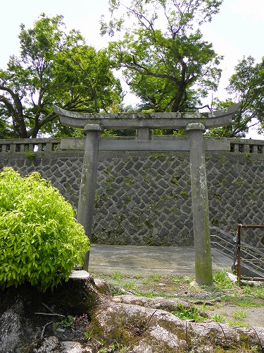 岡神社15