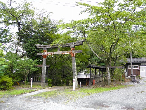 岡神社17