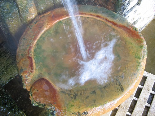 飲泉所3