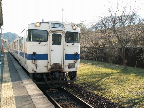 宝珠山駅10