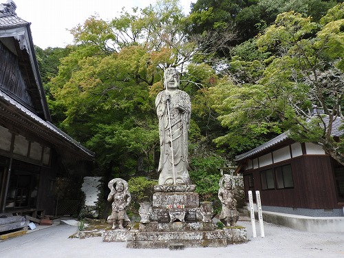 霊仙寺の仁王像12