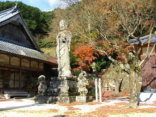霊仙寺の仁王像11