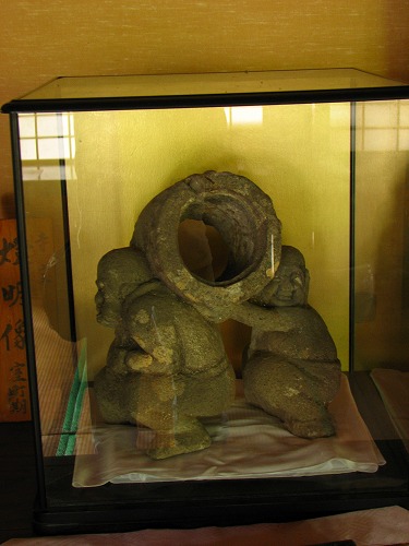 応暦寺の石塔5