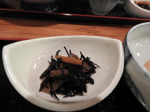 料庵川松