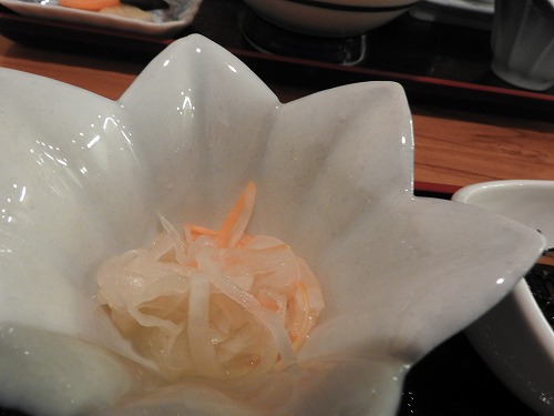 料庵川松