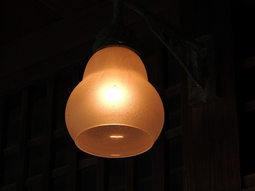 玄関10